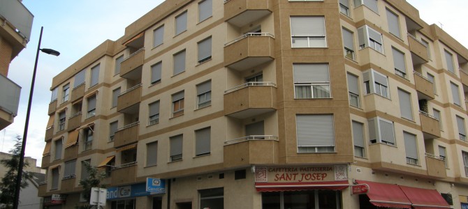 Dictamen Pericial y Valoración de Ejecución de Sentencia para edificio de 62 viviendas en Gandía (Valencia)