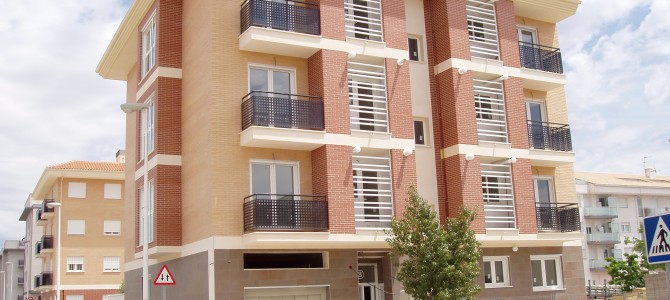 Edificio de 8 viviendas en Manises (Valencia)