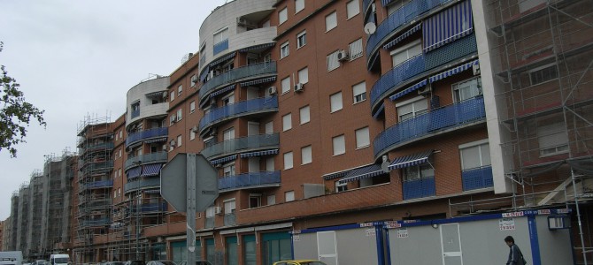 Reparación de daños en edificio de 384 viviendas en Alaquás (Valencia), en ejecución de sentencia judicial